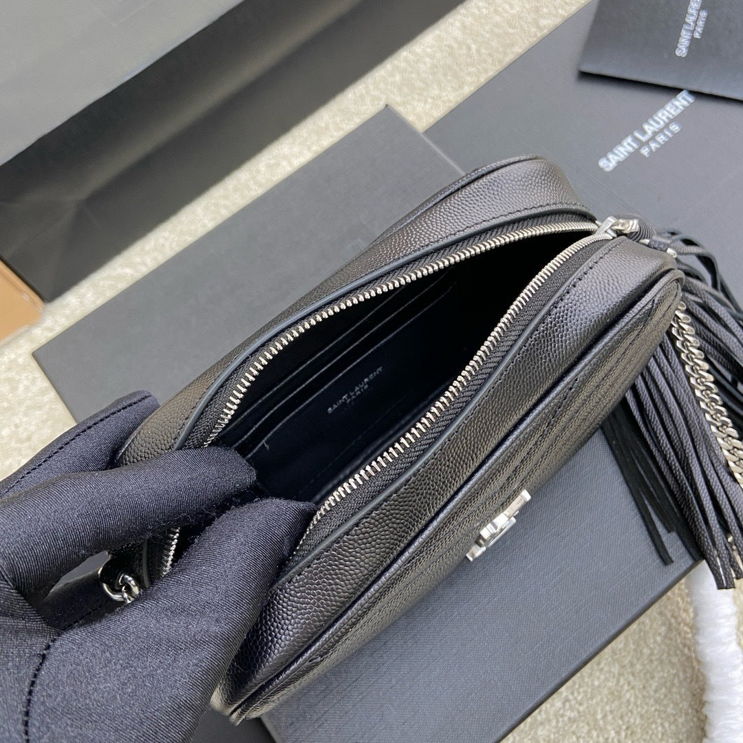 Saint Laurent Lou Camera Bag Black Ferragens Prata