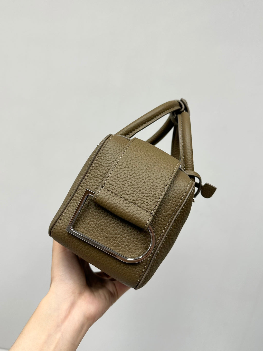 Delvaux Cool Box Mini Bohème Taupe