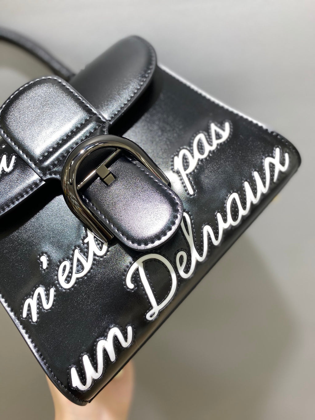 Delvaux Brillant L'Humour Lettering Black