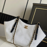 CHANEL Canvas com Efeito em Ráfia