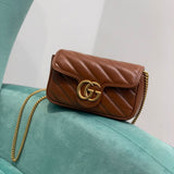 Bolsa GG Marmont Mini Matelassê Chevron Marrom