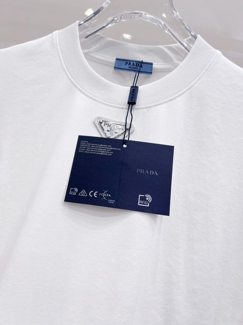 Camiseta Prada de Algodão Interlock com Logo Triangular