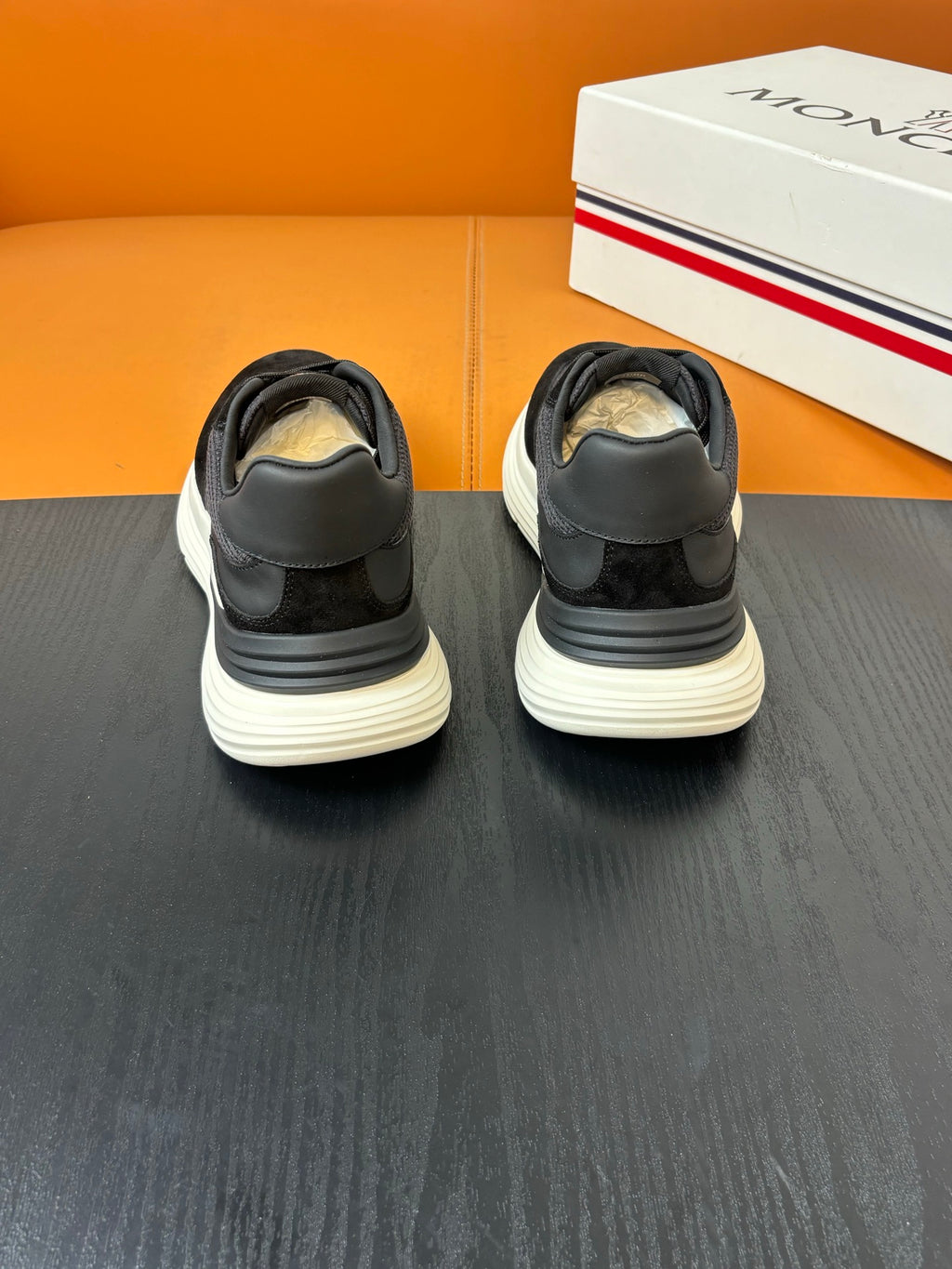 Moncler Pacey 2 Black / Off-White