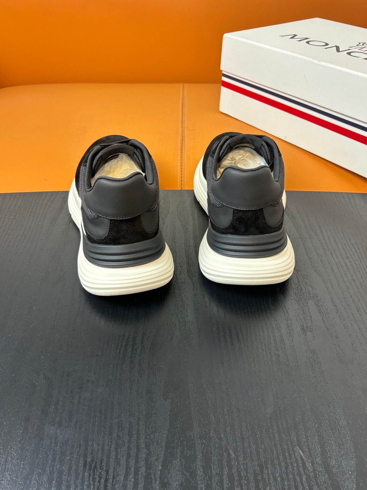 Moncler Pacey 2 Black / Off-White