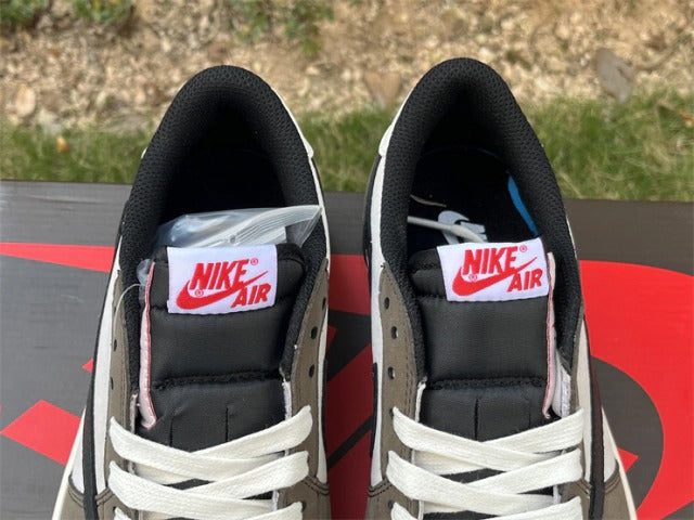 Air Jordan 1 Low Travis Scott OG Sp DM7866-717 .