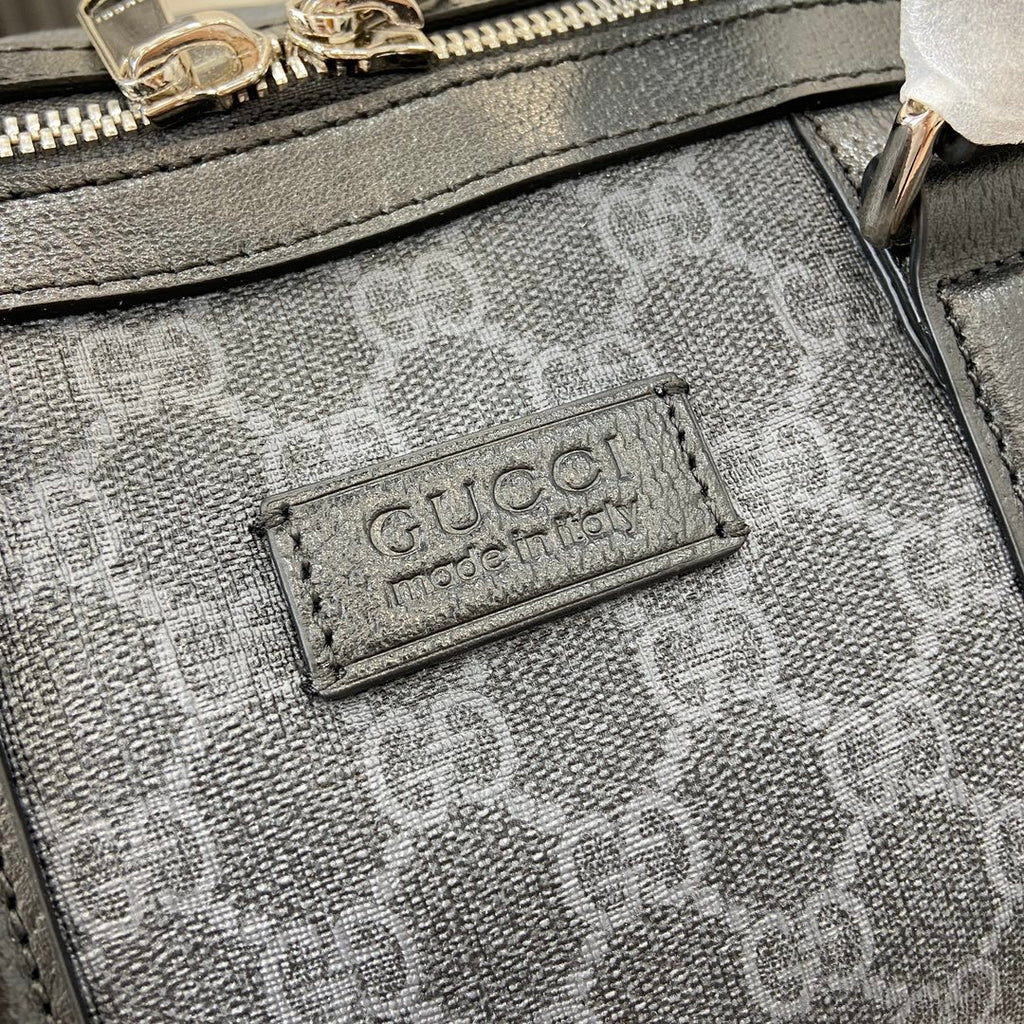Gucci GG Medium Duffle Bag