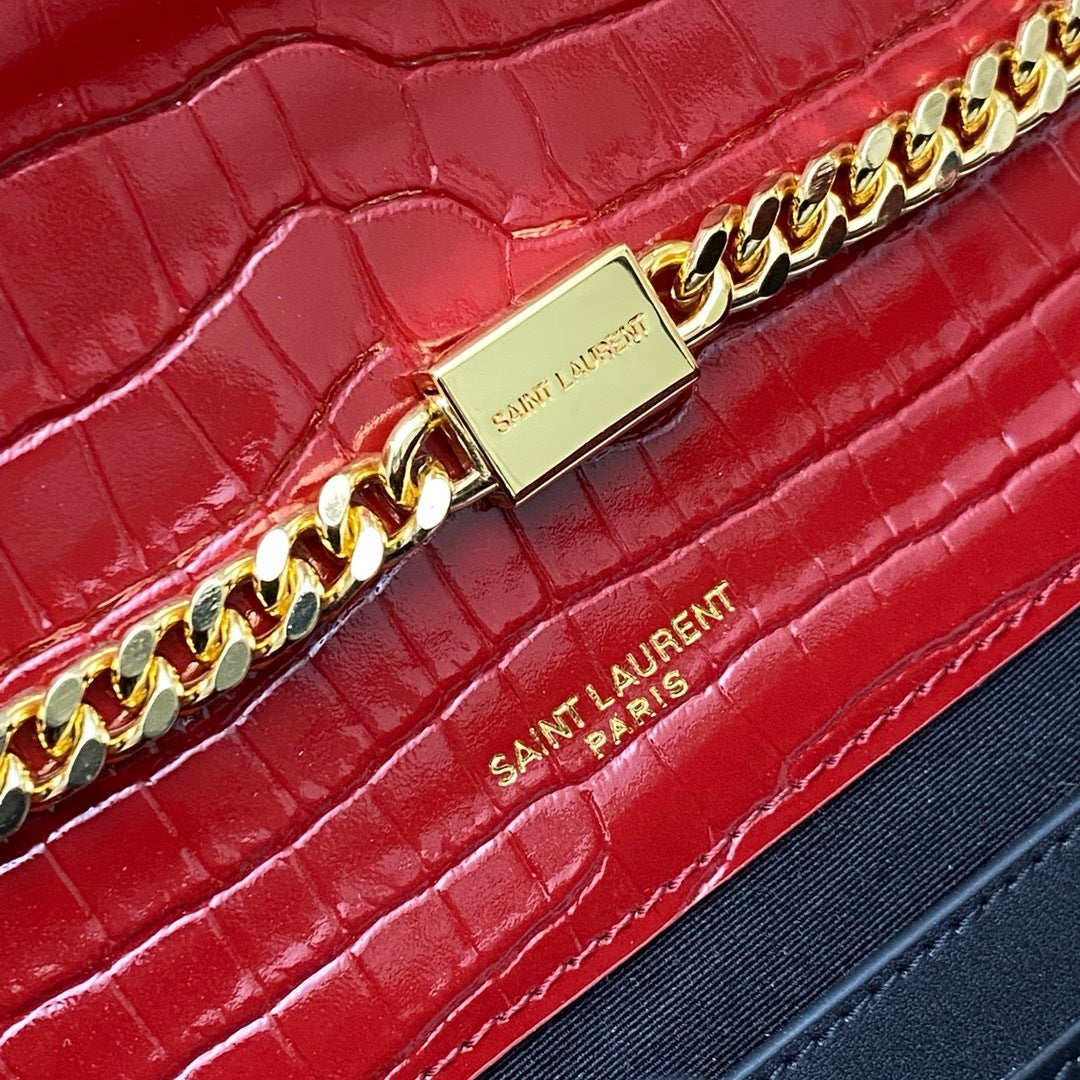 Saint Laurent Shoulder Bag Red Croc Ferragens Douradas