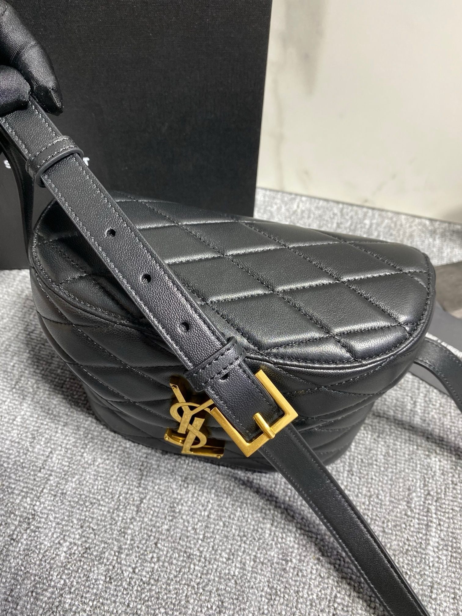 Saint Laurent JUNE Micro Box In Lambskin Black Ferragens Douradas