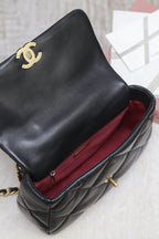 Bolsa CHANEL 19
