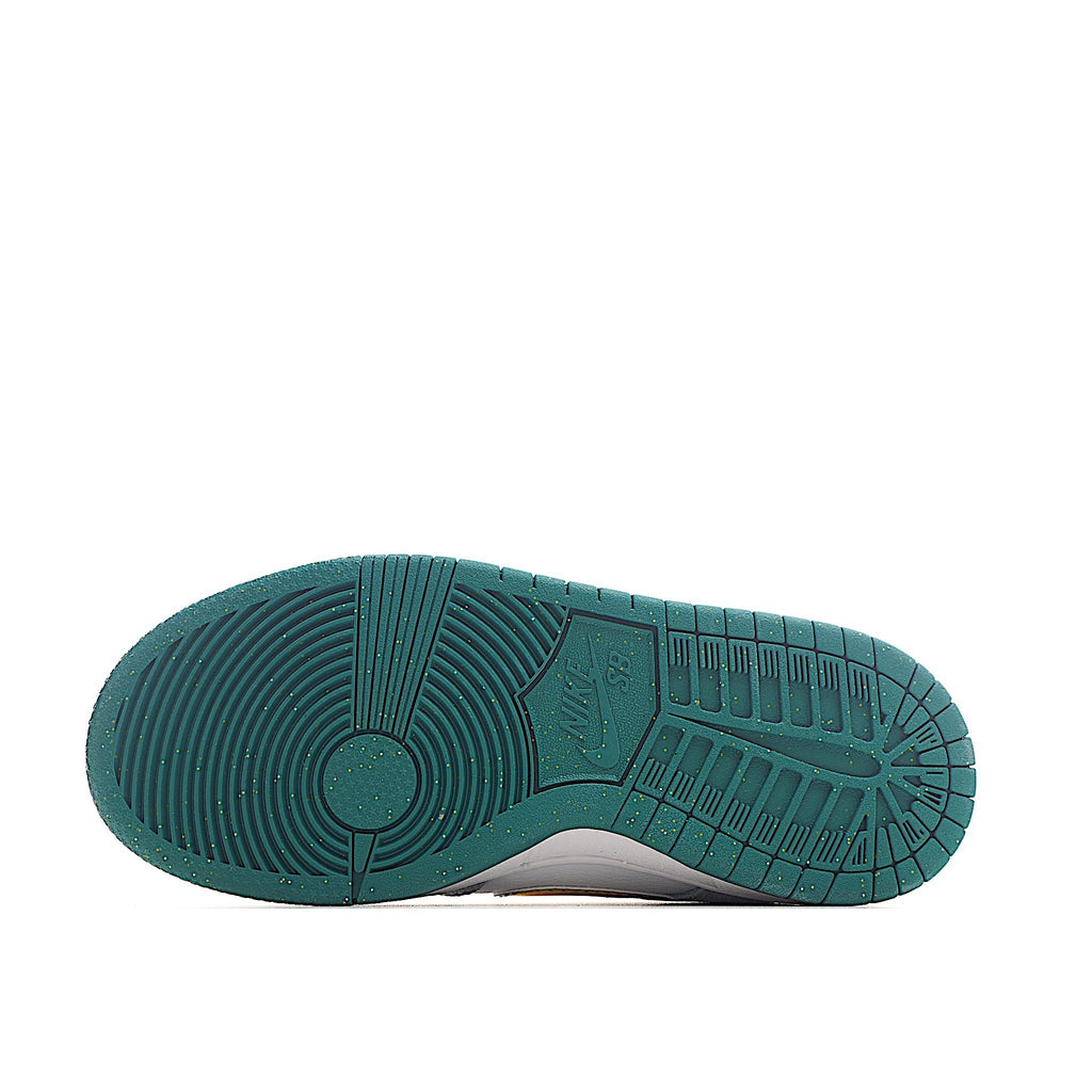 Nike SB Dunk Low Pro QS Sean Cliver infantil
