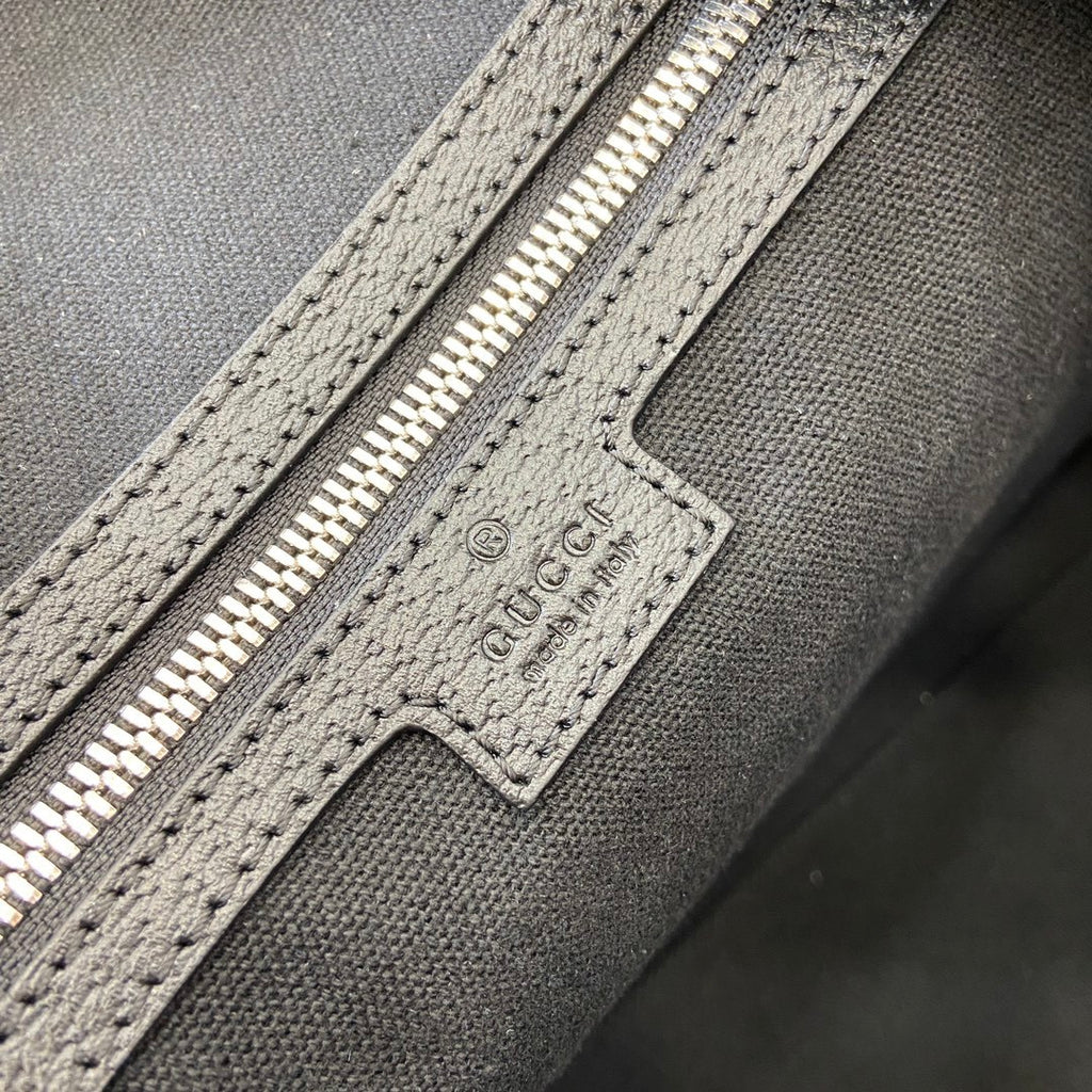 Gucci GG Medium Duffle Bag