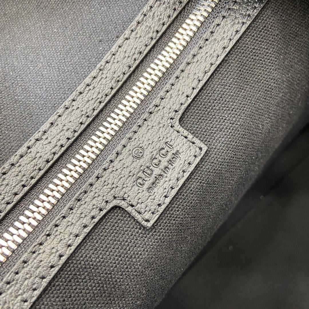 Gucci GG Medium Duffle Bag
