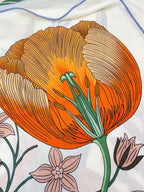 Lenço Hermès Carré 90 "Bouquet Final" Cor Off-White / Laranja / Verde