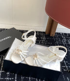 Chanel Interlocking CC Strappy Block Heel Sandal White. Salto 4,5 cm.