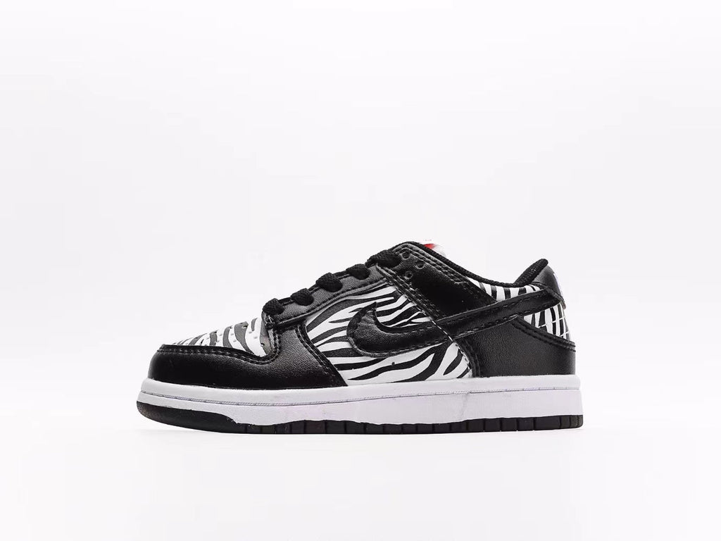 Quartersnacks x Nike SB Dunk Low Little Debbie's Zebra Cakes