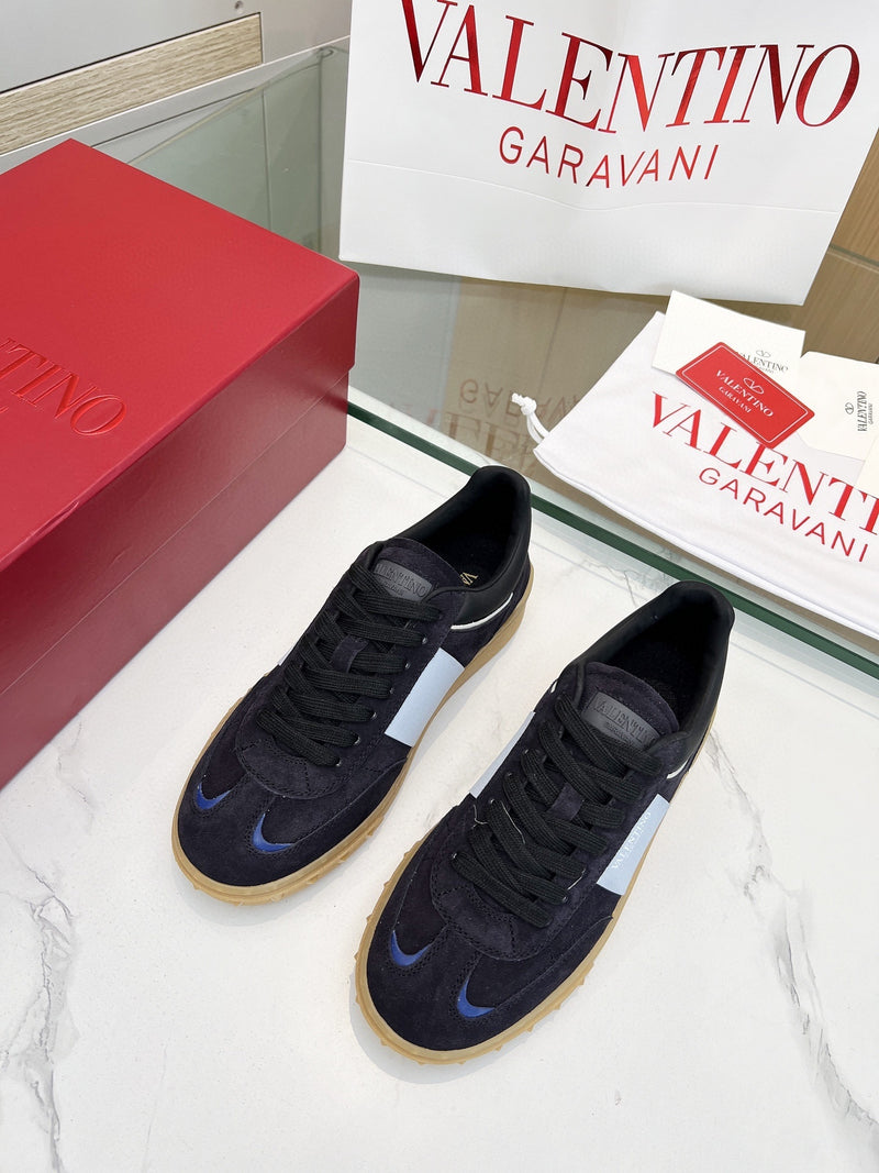 Valentino Garavani Upvillage
