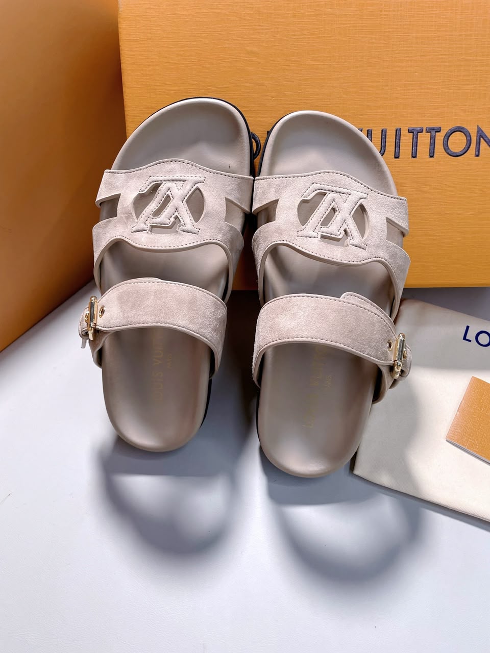 LV Isola Comfort Sandal