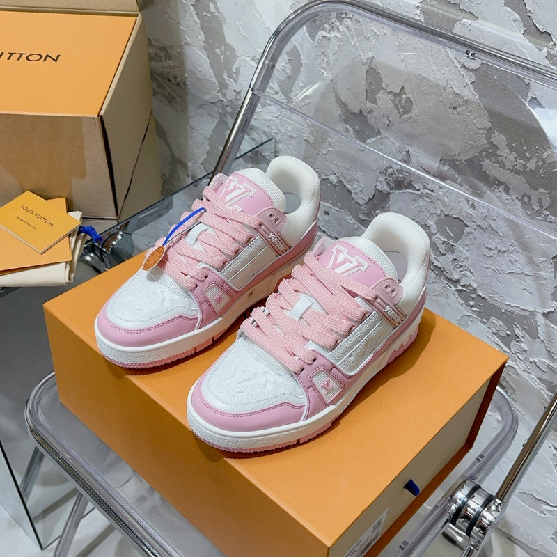 LV Trainer pink