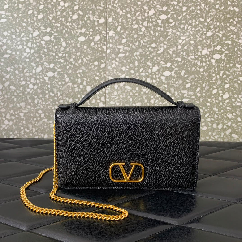 Valentino Garavani VLogo Signature