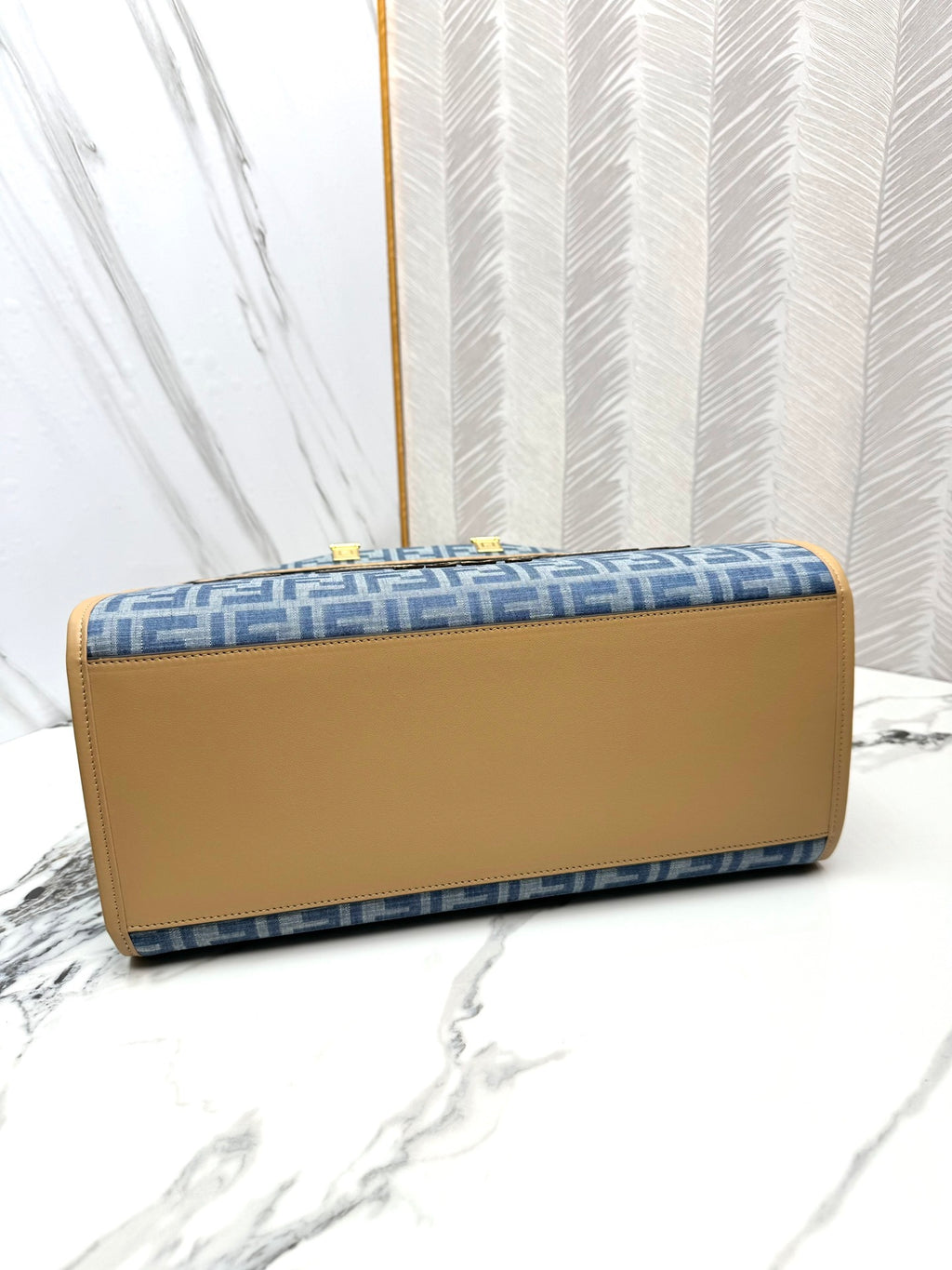 Fendi Sunshine Tote Roma