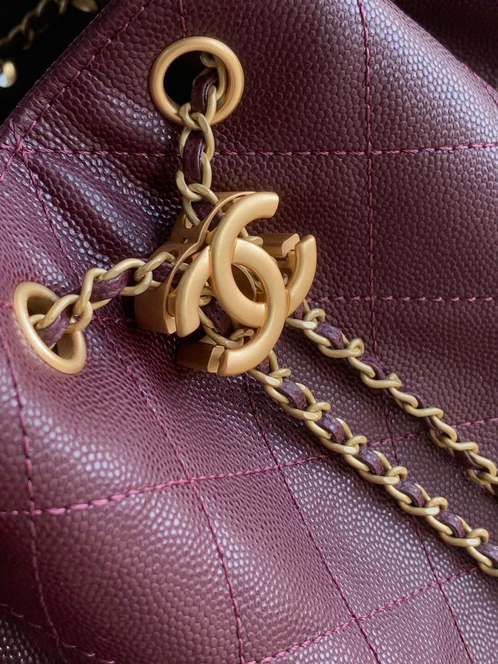 Bolsa Hobo  Chanel 25 Small