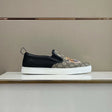 GUCCI GG Supreme Tiger Slip On
