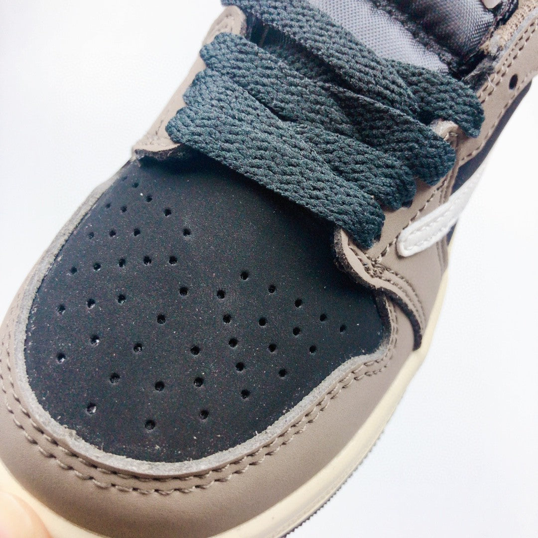Jordan 1 Retro  x Travis Scott  Brown Infantil