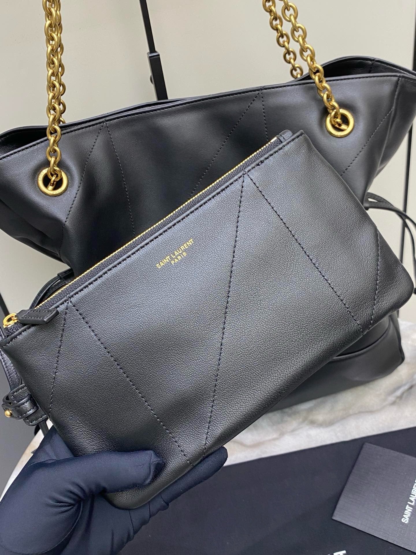 Saint Laurent Jamie 4.3 Shopping Tote Black Gold With Pouch