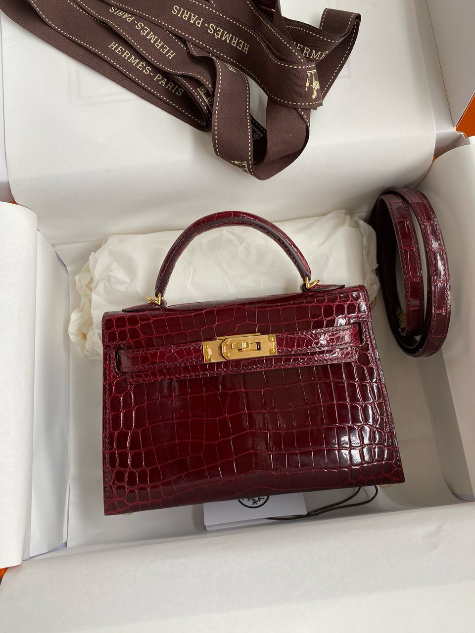 Hermes Burgundy Crocodile Gold Hardware Kelly Sellier