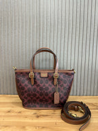 Coach Taxi Tote 21 Signature Bordô Ferragens Douradas