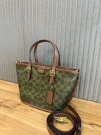 Coach Taxi Tote 21 Signature Green Ferragens Douradas