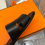 Hermes Izmir Sandal Noir Smooth Calfskin Leather.