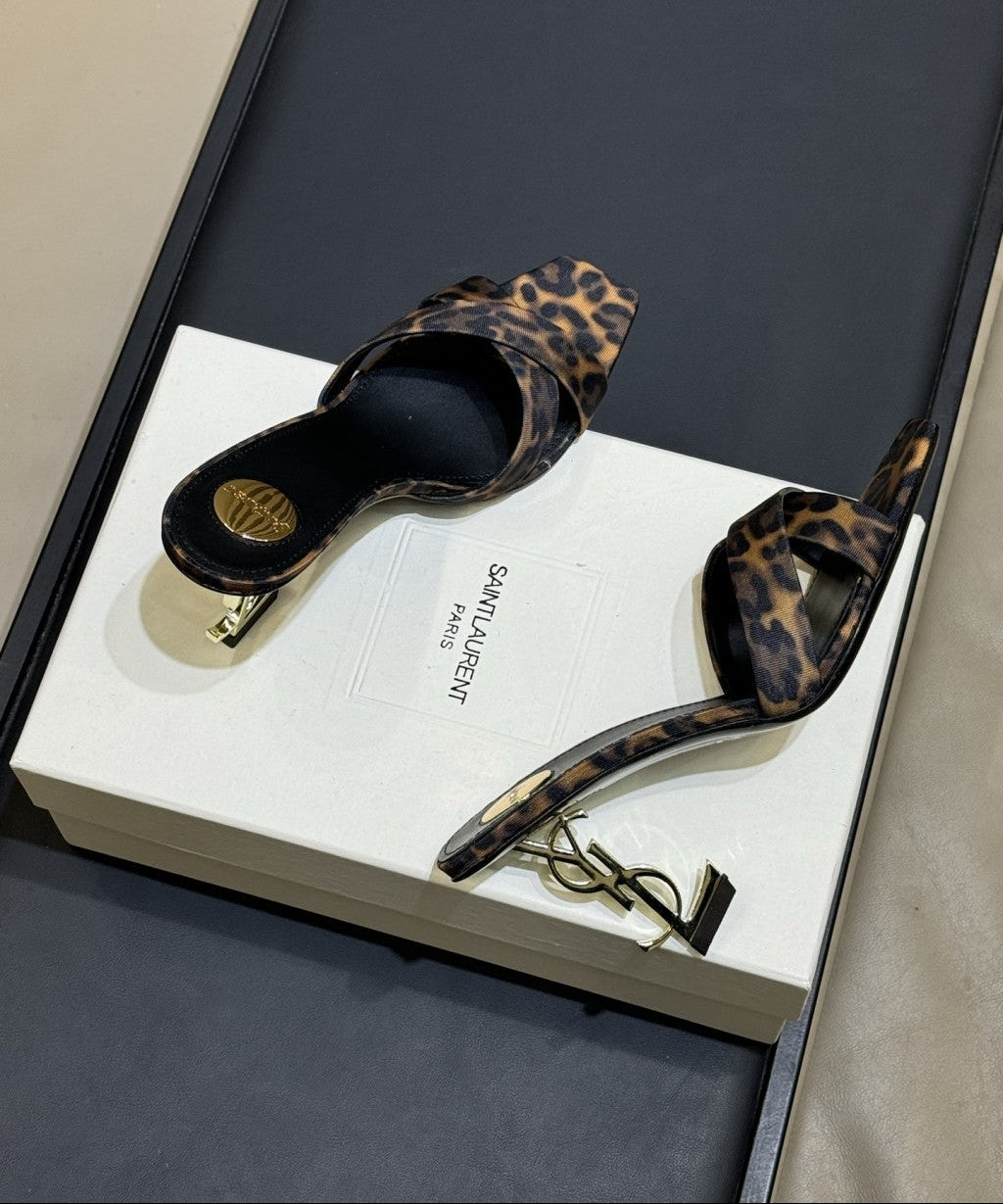 Saint Laurent  Mules Opyum Em Crepe De Cetim Estampa de Leopardo