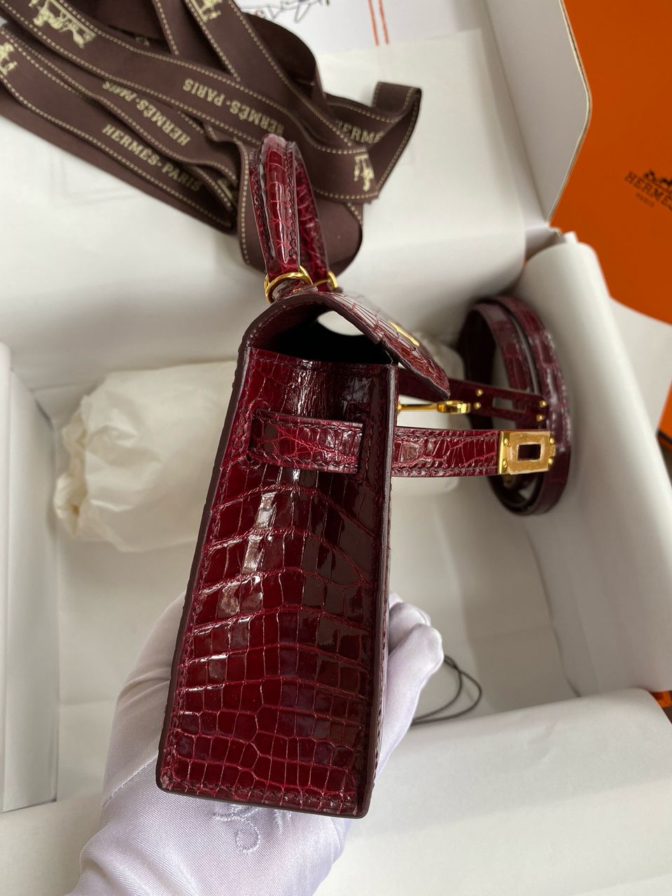 Hermes Burgundy Crocodile Gold Hardware Kelly Sellier