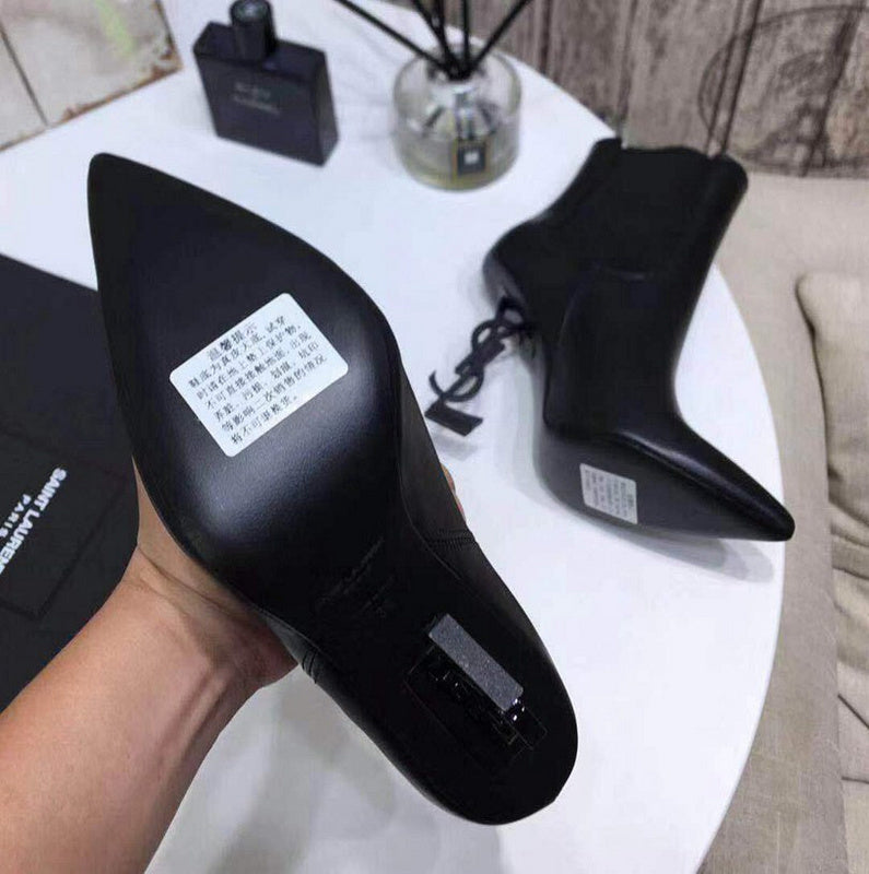 bota de cano curto Saint Laurent black