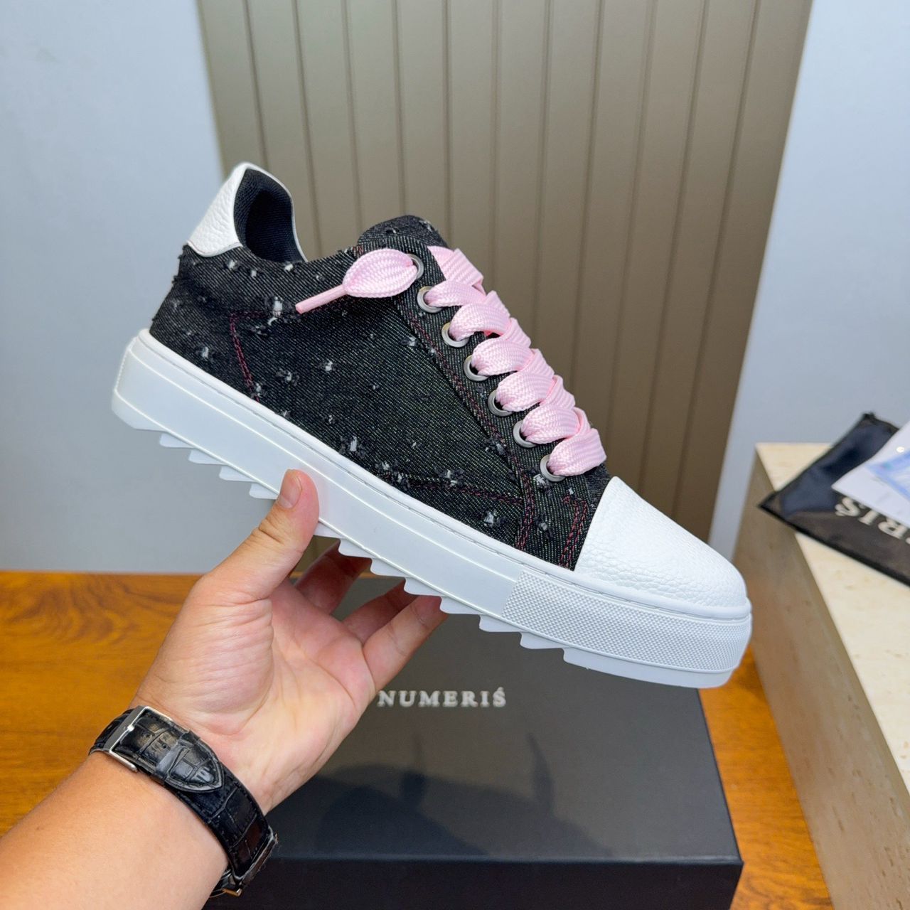 Atelier Denim Black Numeriś
