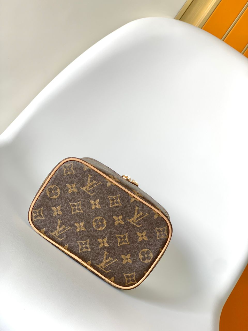 Necessaire Lv  Monogram Bag
