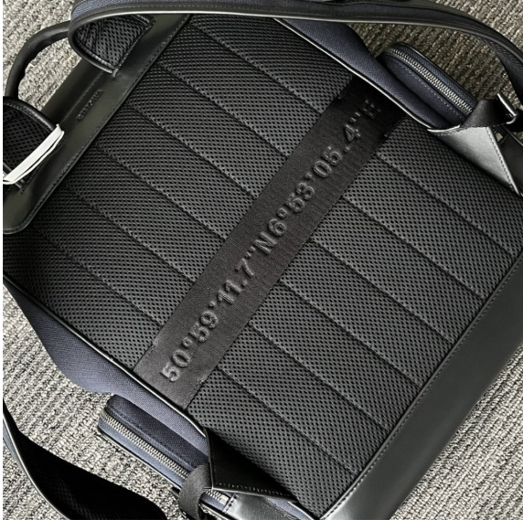 Mochila Rimowa Never Still Flap Navy Blue