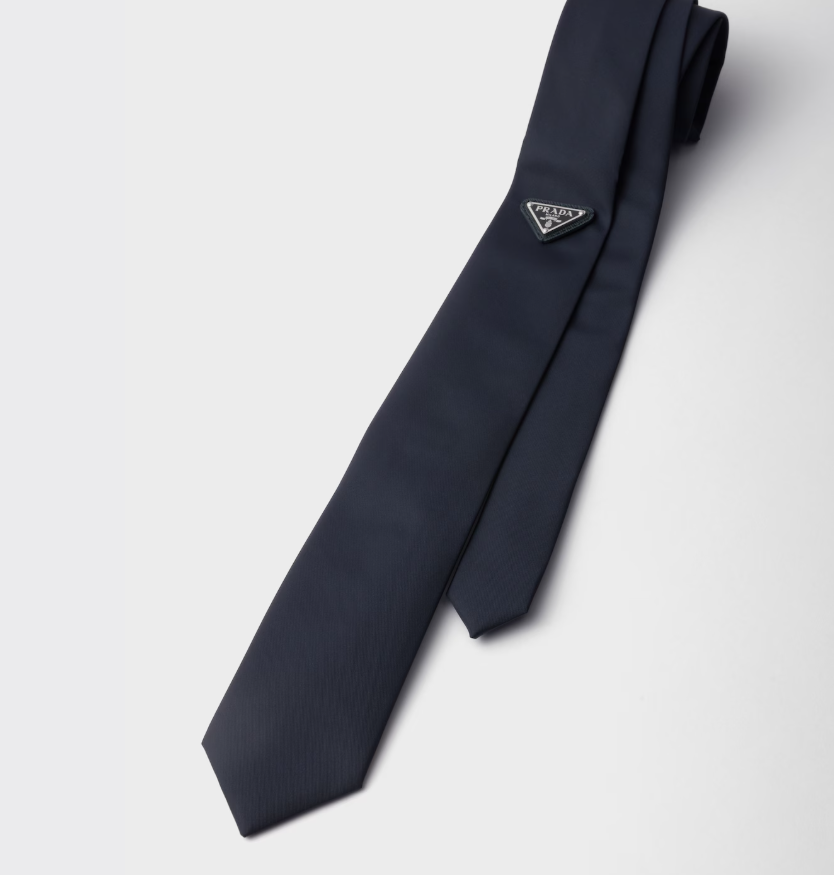 gravata prada