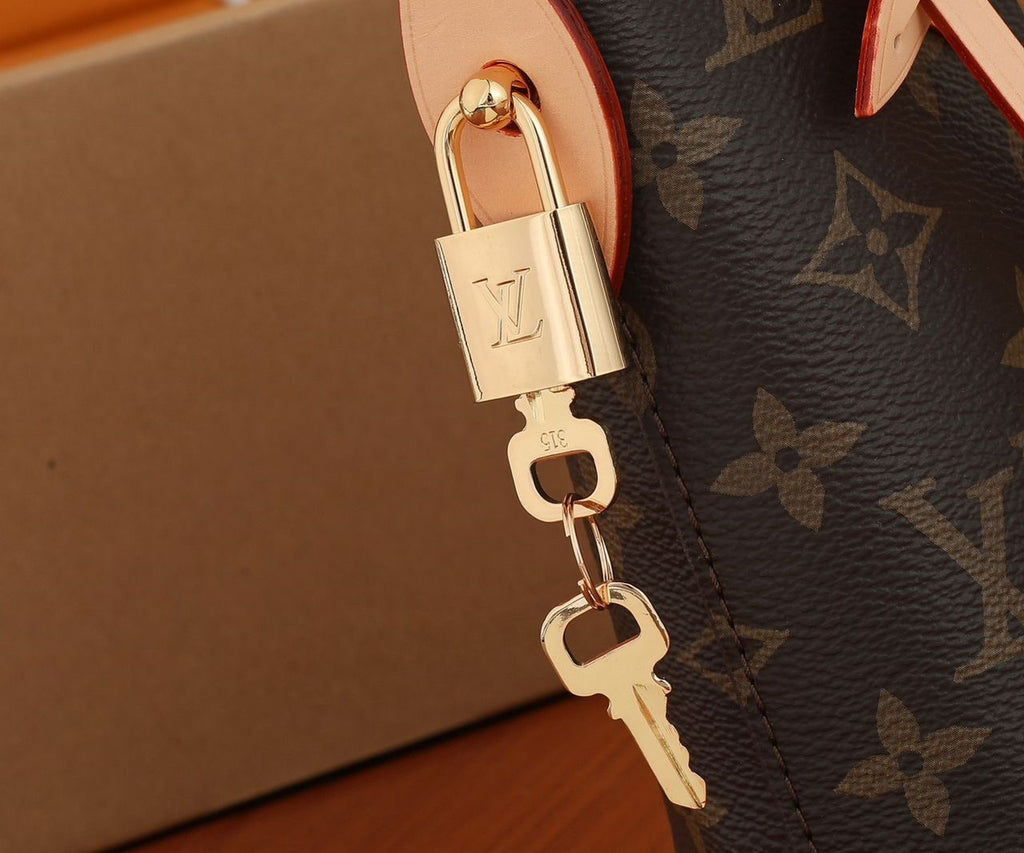 LV Bolsa Lockit BB Monogram. ( pronta entrega )