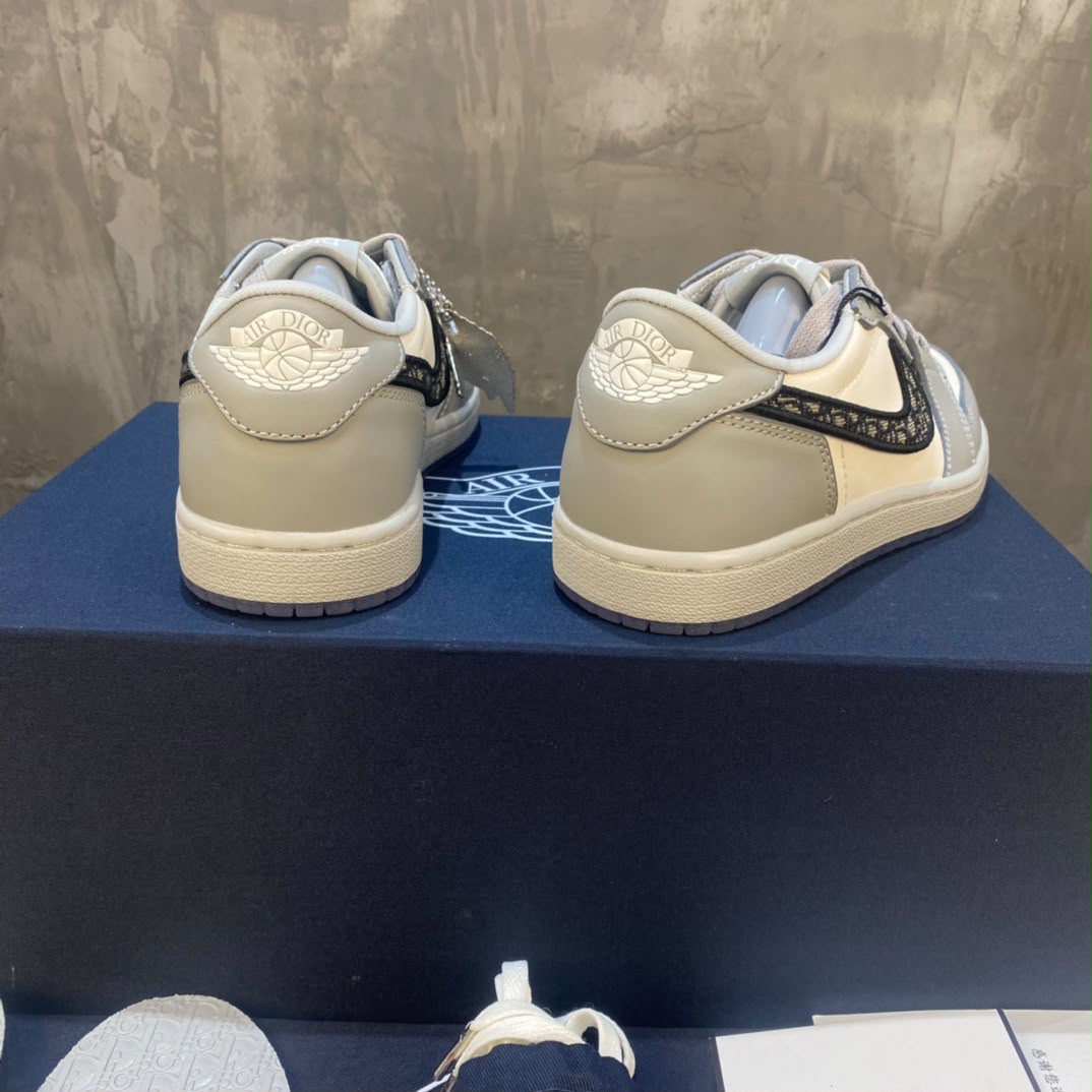 DIOR X AIR JORDAN 1 LOW