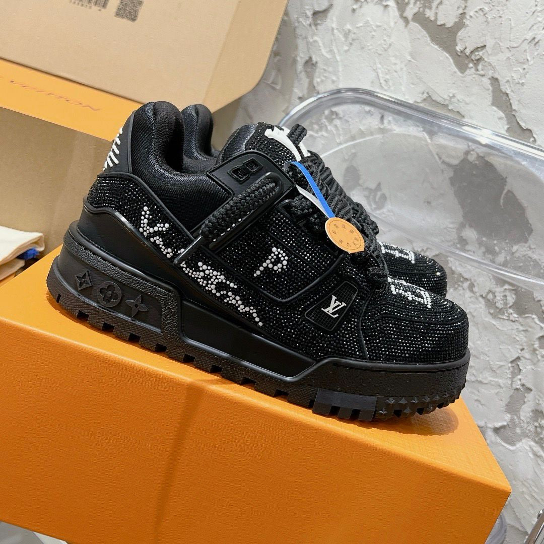 Louis Vuitton Trainer Maxi White Crystals – Manfrim Store