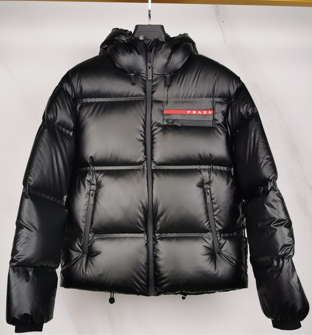 Jaqueta Down Puffer Prada.