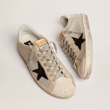 Golden Goose Superstar Sneaker Couro Branco e Preto.
