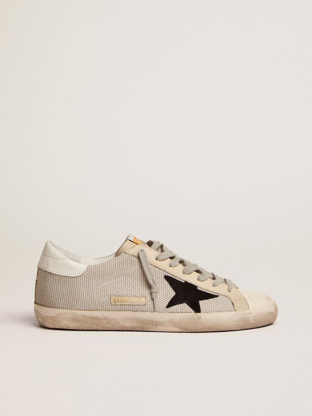 Golden Goose Superstar Sneaker Couro Branco e Preto.