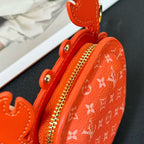 Chaveiro Bag Charm LV Crab Orange
