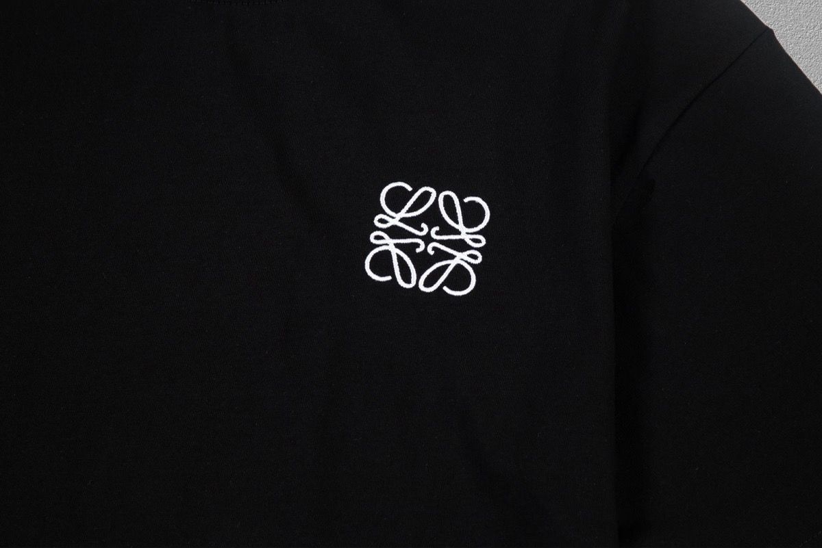 Camiseta Loewe Black (Pronta entrega)