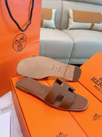 Hermes Oran Sandal Gold.