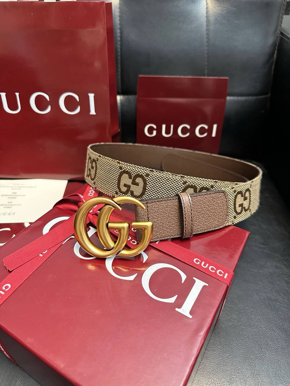 Cinto Gucci GG Golden