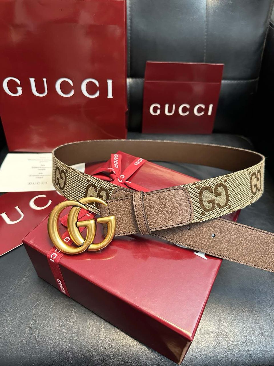 Cinto Gucci GG Golden